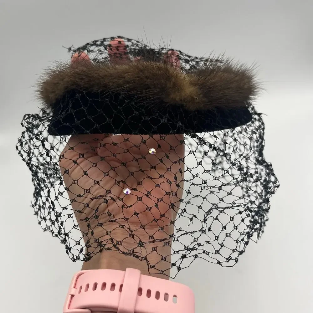 Women's Vintage Fascinator Hat Black Fur Trimmed Front Veil 1940's Era - Picture 3 of 8